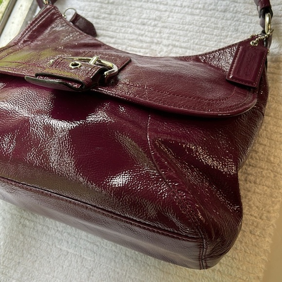 Coach Patent leather bag EUC - Picture 6 of 15